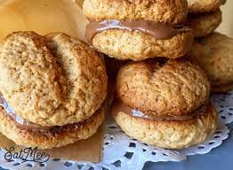 Baker's Choc-kits Crunchy Oat Biscuits/Cookie | Chocolate | Pack of 2 | 32-40 Cookies a Box | Kosher | Halal | Real Chocolate | Finest Ingredients | 32oz | Imported from South Africa|