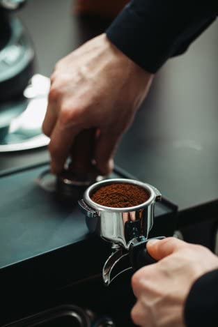 Bristot Decaf Italian Coffee Beans ??Medium Roast Whole Espresso Beans ??Smooth & Rich Flavor ??1.1 lb (500g) Bag ??Roasted in Italy