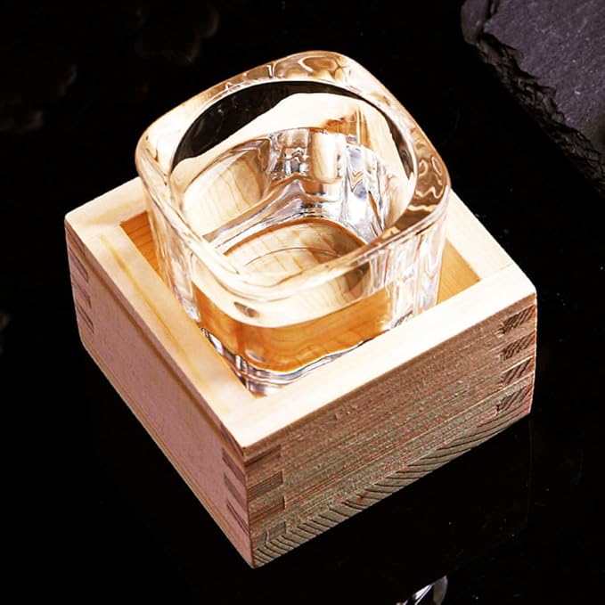 Sake Cup Wooden Box: Japanese Saki Cup Holder Box Square Drinkware Glasses Bottle Container for Storage Serving Sushi Party Accessory