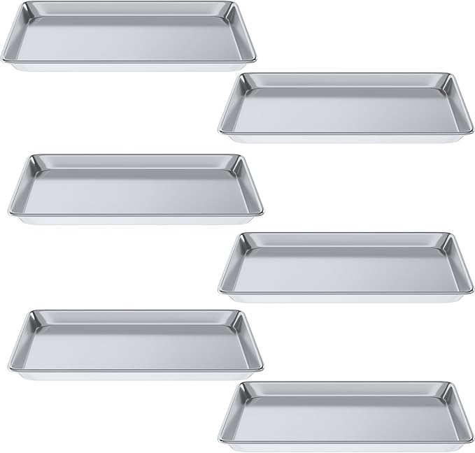 Pack of 6 | 13 in. x 18 in. Half Size Aluminum Bun. / Sheet Pan | Ideal for baking, roasting, cooling, prepping, or storing - a must-have in restaurants, bakeries, and busy kitchens.