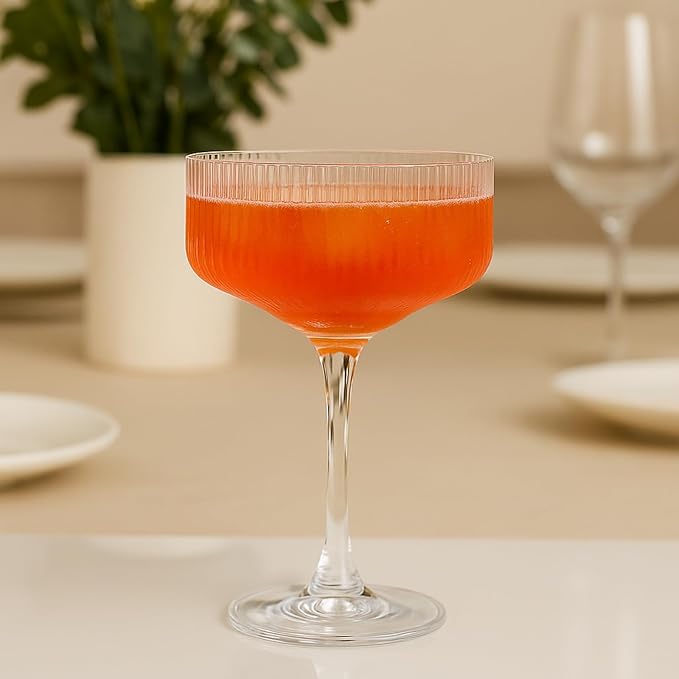 Vintage 4 Pcs Ribbed Coupe Glasses, 11 oz 100% Crystal Coupe Glass Set, Unique Martini Glass, Classic Cocktail Glassware, Bar Drinking Glasses Set Pefect for Cocktail, Wine, Champagne, Espresso Gift