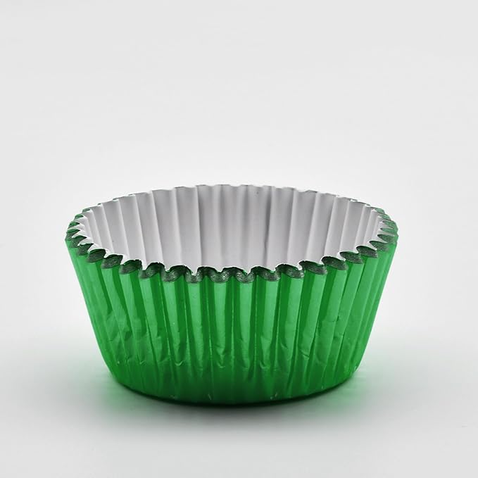 200 Pcs Green Foil Cupcake Liners Standard Baking Cups Muffin Paper Cases