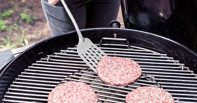 Zulay Kitchen Stainless Steel Metal Spatula ??Lightweight, Strong & Durable Metal Turner ??Easy to Use, Comfortable Grip, Heat Resistant & Dishwasher Safe ??Perfect for Home Cooks & Chefs (14.8")