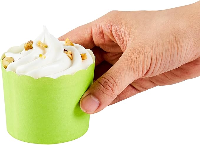 Panificio 6 Ounce Cupcake Wrappers, 200 Scalloped Baking Cups - Oven-Ready, Greaseproof, Green Paper Cupcake Liners, Disposable, For Birthdays, Baby Showers, Or Weddings - Restaurantware