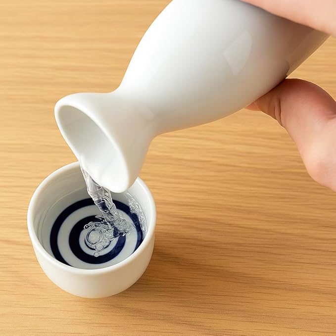 JapanBargain 2722, White Porcelain Sake Carafe Sake Bottle for Cold Sake and Hot Sake Microwave Safe, 7.5 ounce