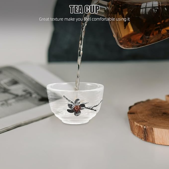 2Pcs Japanese-Style Tea Cups, Heat-Resistant Glass Plum Blossom Hammered Teacups for Tea, Sake, Plum Wine, Home Decor, 2.55 X 2.36 X 1.77 Inches
