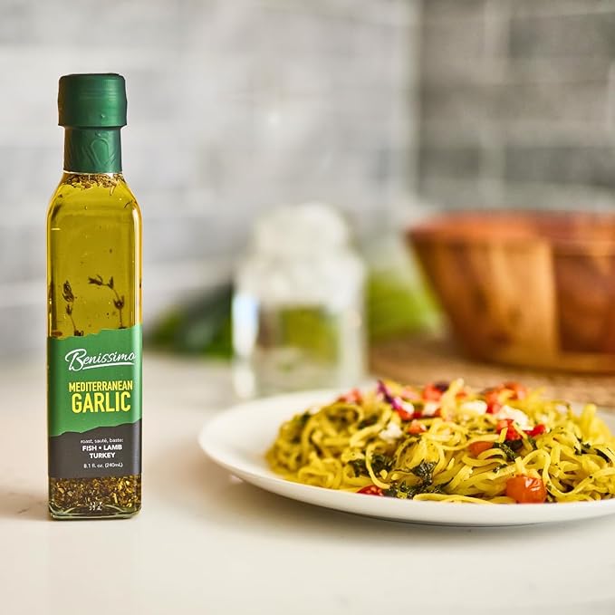 Benissimo Mediterranean Garlic Infused Oil, All Natural Gourmet Cooking Oil with Fragrant Mediterranean Herb Blend, Ideal for Dipping, Sautéing, Drizzling, 8.1 fl oz