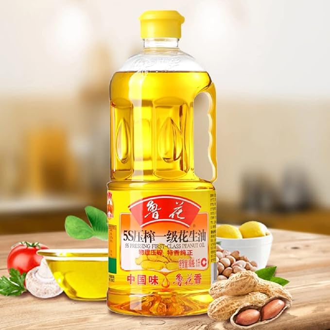Luhua Chinese Peanut Oil 33.8 Fl Oz