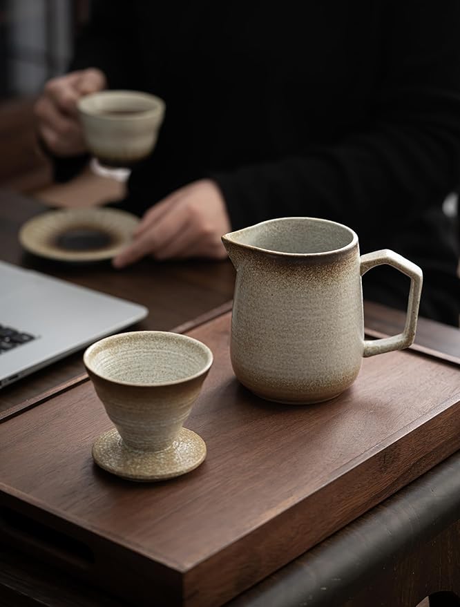 Pour Over Coffee Maker,Ceramic Coffee Maker With 100 pcs V60 Paper Filter竊?6oz/480ml Pour Over Coffee Dripper (Off White)