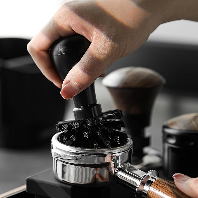 MHW-3BOMBER Coffee Portafilter Cleaning Brush 58mm ABS Espresso Machine Portafilter Brush Speacial for 58mm Portafilter Professional Barista Cleaning Tools Effectively Cleaning, Black B5536