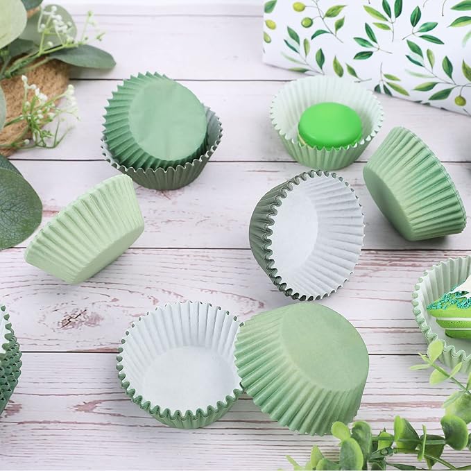 Whaline 600Pcs Green Cupcake Liners Sage Green Dark Green Light Green Baking Cups Gradient Green Wedding Cupcake Wrappers for Wedding Bridal Baby Shower Birthday Party