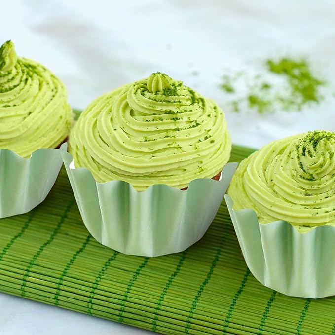 Quera 200Pcs Sage Green Grease-Resistant Mini Cupcake Liners Wedding Muffin Baking Cups Baby Shower Cupcake Wrappers for Wedding Birthday Holiday Party or Baby Shower(1.18 x 1.18 in)