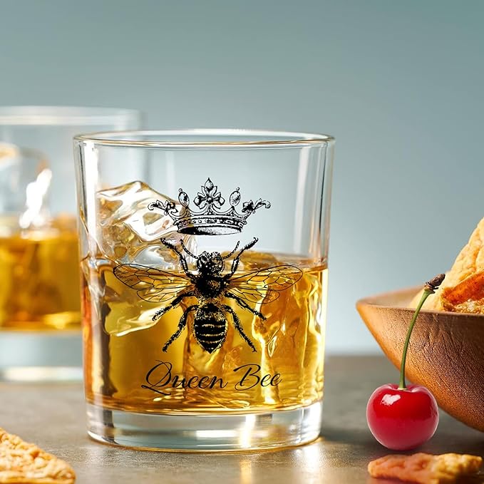 Voatok Vintage Queen Bee Whiskey Glasses 10 oz, Queen Bee Themed Gifts for Women Lovers, Old Fashioned Rocks Glasses for Women Drinking Scotch Bourbon Cocktail Liquor Vodka