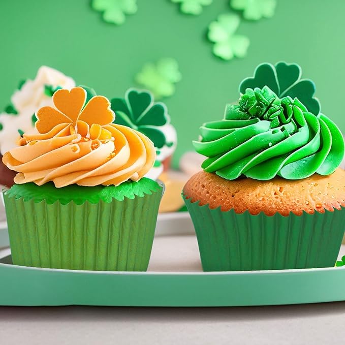 Whaline 600Pcs Green Cupcake Liners Gradient Green Print Baking Cups Holders Cupcake Wrappers Muffin Liners for Baby Shower Bridal Shower Wedding Birthday Party Decoration