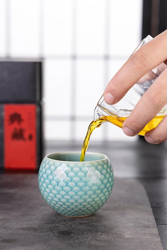MQjzsh Handmade Chinese Japanese Tea Bowls, Tea Cup Set, 4 Pack, 110ml / 3.7oz for Office, Home, Gifts (Lg,Lb,Lp,B)