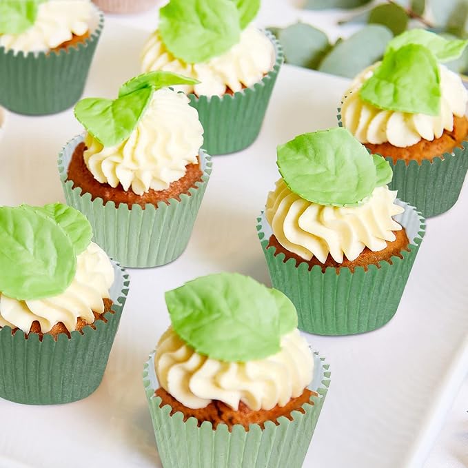 Whaline 600Pcs Green Cupcake Liners Sage Green Dark Green Light Green Baking Cups Gradient Green Wedding Cupcake Wrappers for Wedding Bridal Baby Shower Birthday Party