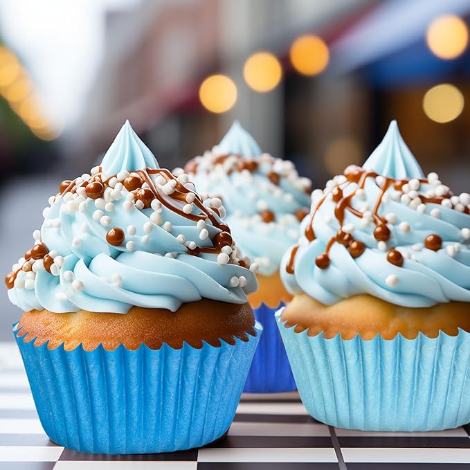 Whaline 600Pcs Blue Cupcake Liners Gradient Blue Baking Cups Holders Cupcake Wrappers Muffin Liners for Celebration Gathering Birthday Party Supplies Decor