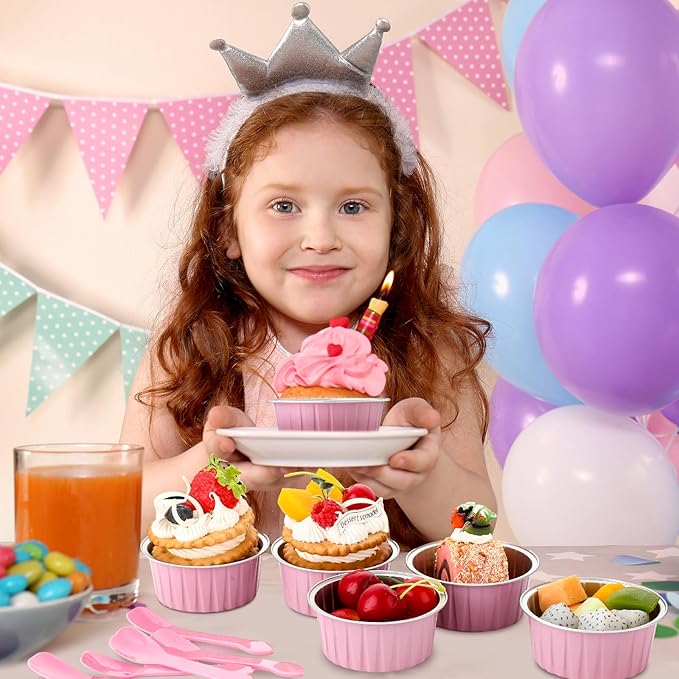 Hushee 600 Pcs Aluminum Foil Baking Cups with Lids and Spoons 5oz Disposable Ramekins Dessert Muffin Creme Brulee Cupcake Liners Containers for Wedding Birthday Christmas Party(Round,Pink)