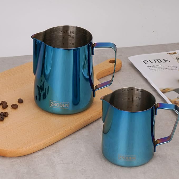 Milk Frothing Pitcher, 32oz Espresso Steaming Pitchers Stainless Steel Cappuccino Coffee Machine Accessories Barista Tools Steam Froth Pitchers Milk Jug Cup with Decorating Pen Latte Art, Blue