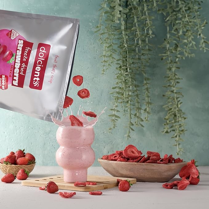 Dolcientis Freeze Dried Strawberries Sliced | 100% Natural Healty Fruit Snacks | Emergency Food Supply 25 Year Shelf Life | Non GMO, Kosher, Gluten free, Vegan, No Sugar Added, 7.05 oz, 20 Servings