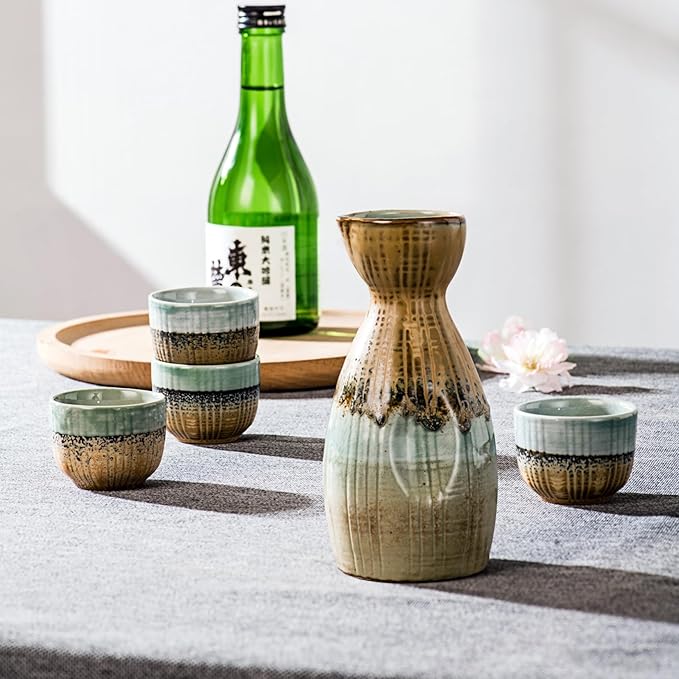 UNICASA Sake Set, Traditional Japanese Sake Cup Set of 5, Ceramic Cups Crafts Wine Glasses Gifts竊ë?ne Sake Pot 210ml and 50ml Sake Cupç«?,<div>