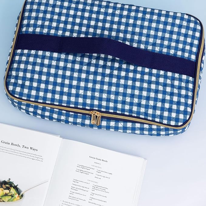 Draper James Insulated Casserole Carrier for Hot and Cold, Quilted with Handle for 16x10 Pan, Riviera Blue Gingham