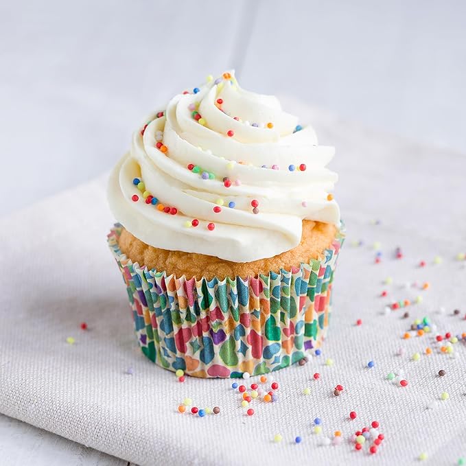 Yupik Birthday Cake Sprinkles, 2.2 lb (35.2 oz), Rainbow Nonpareil Sprinkles, Gluten-Free, Kosher, Cholesterol-Free, Sodium-Free, Fat-Free, Ideal for Ice Cream, Cakes & Donuts Decorating