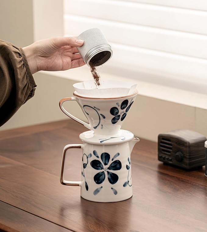 Pour Over Coffee Maker,Ceramic Coffee Maker With 40 pcs V60 Paper Filter竊?5oz/450ml Pour Over Coffee Dripper (Blue and white, V02)