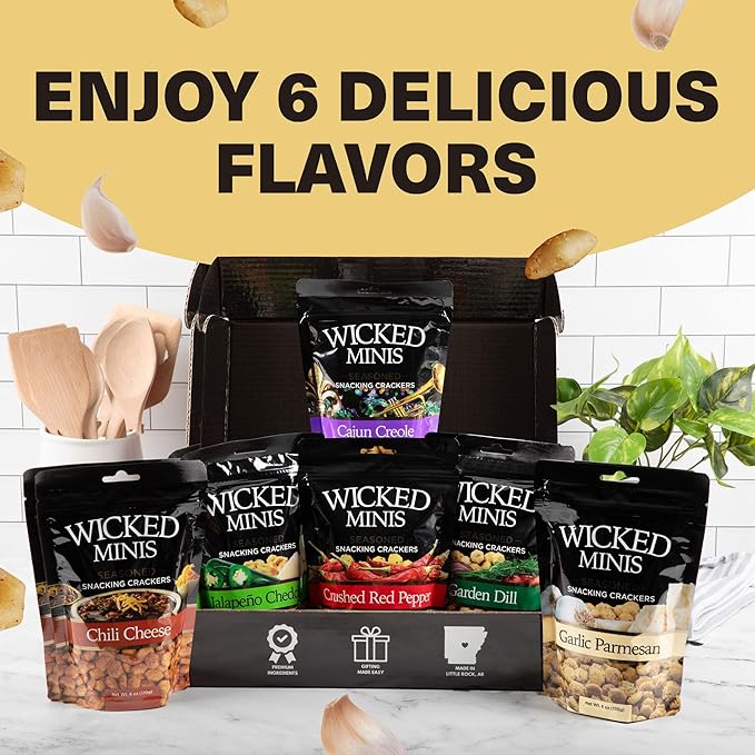 Wicked Minis Soup & Oyster Crackers-Saltine Crackers Salted Flavored Mini Puffed Soup Crackers, Savory Snacking Mix Seasoned Croutons Salad Toppers, Crackers for Chili 6oz(Garlic Parmesan, Pack of 3)