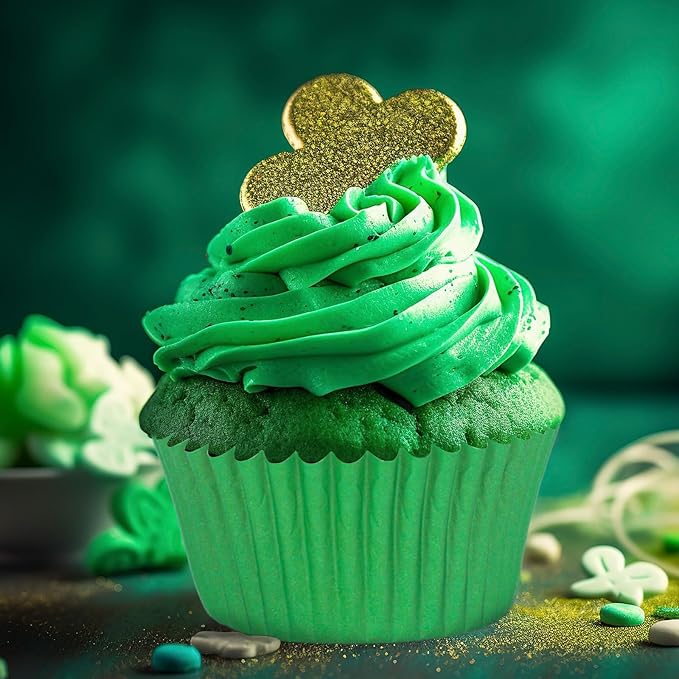 Whaline 600Pcs Green Cupcake Liners Gradient Green Print Baking Cups Holders Cupcake Wrappers Muffin Liners for Baby Shower Bridal Shower Wedding Birthday Party Decoration