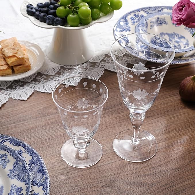 Premium Delight Vintage Wine Glasses Set of 4, 10 oz – Hand-Blown with Etched Stem, Classic Glassware for Weddings, Dinners, and Holiday Gifting (Vintage Goblets)