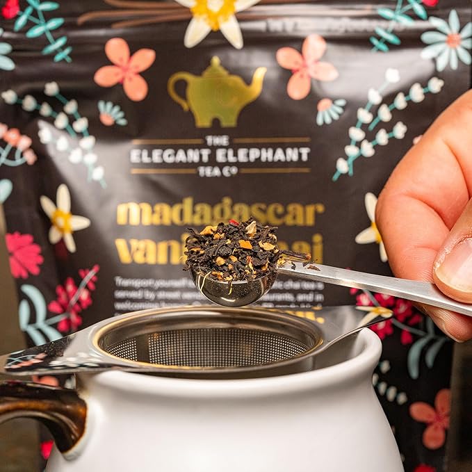 Madagascar Vanilla Chai Tea, Organic Loose Leaf Chai Tea ??Black Tea with Chai Spice Blend ??Great Hot or Iced Chai Latte ??4 oz Resealable Bag (Makes 50 Cups) ??The Elegant Elephant