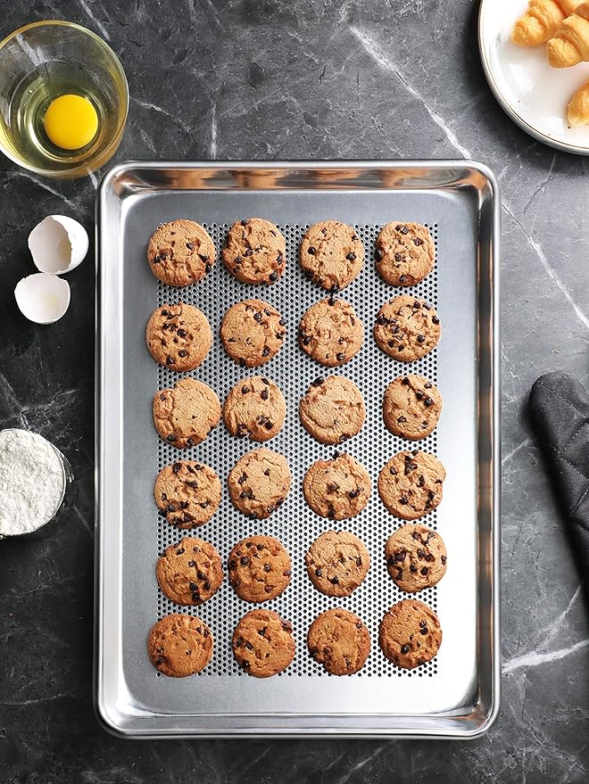 New Star Foodservice Commercial-Grade 18-Gauge Aluminum Sheet Pan/Bun Pan (13 L x18 W x1 H (Half Size) Pack of 12)