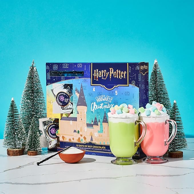 HARRY POTTER 12 Days of Hot Chocolate, Includes 12 Color-Changing Hot Chocolate Mixes in 4 Colors and 1 Stir Wand, Officially Licensed, Advent Calendar 2025