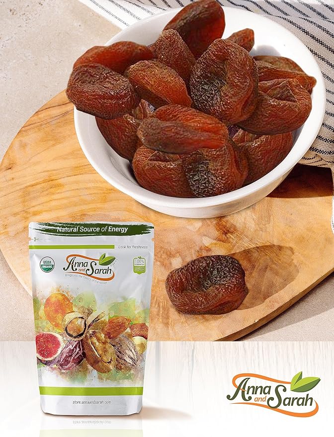 Anna and Sarah Organic Dried Apricots No-Added Sugar, Sweet and Tangy Delights for Snacking, Unsulphured, in Resealable Bag 2 Lbs