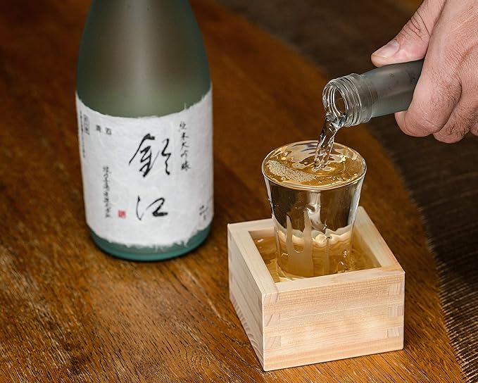 JapanBargain, 4-Pack Small Hinoki Cypress Masu Sake Cups – Made in Japan Wooden Sake Box Cups with Leak-Resistant Interlocking Joints, Natural Aroma – For Chilled Sake, 2 Ounce