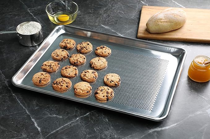 New Star Foodservice Commercial-Grade 18-Gauge Aluminum Sheet Pan/Bun Pan (13 L x18 W x1 H (Half Size) Pack of 12)