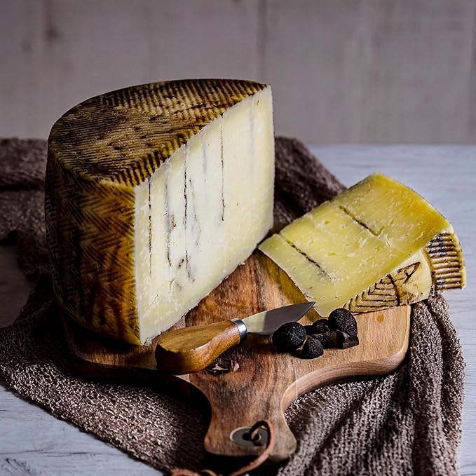 Spanish Cheese Assortment - Black Edition ??Truffle Cheese, Black Garlic Cheese, Mahon, Idiazabal + Free 2 oz Iberico Ham by Fermin ??2 Lbs Total ??Carmen & Lola Eat Espa챰a!