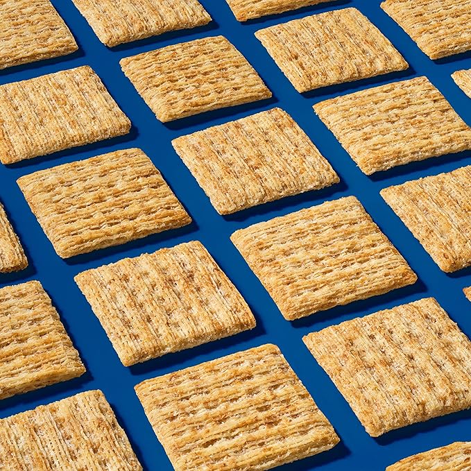 Triscuit Original Whole Grain Wheat Crackers, Vegan Crackers, Healthy Snacks, Lunch Snacks, Party Size, 17 oz