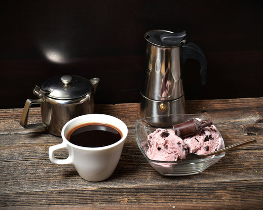 Hot vs Iced Drinks: When and Why to Choose Each