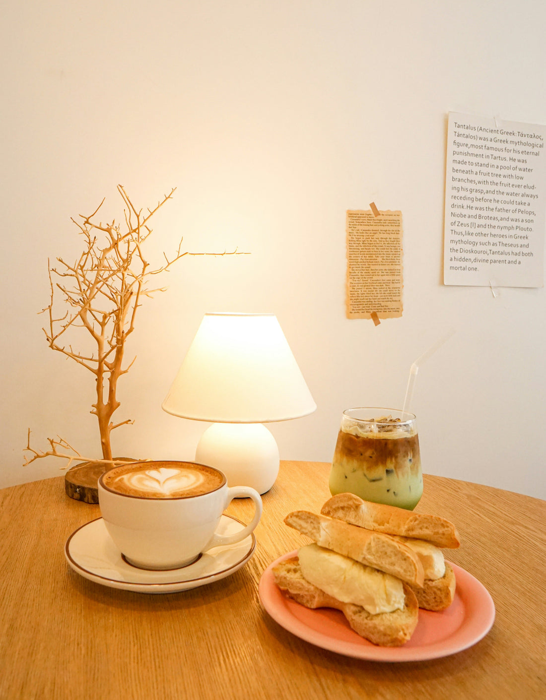 Minimal vs Cozy: Finding Your Home Café Style