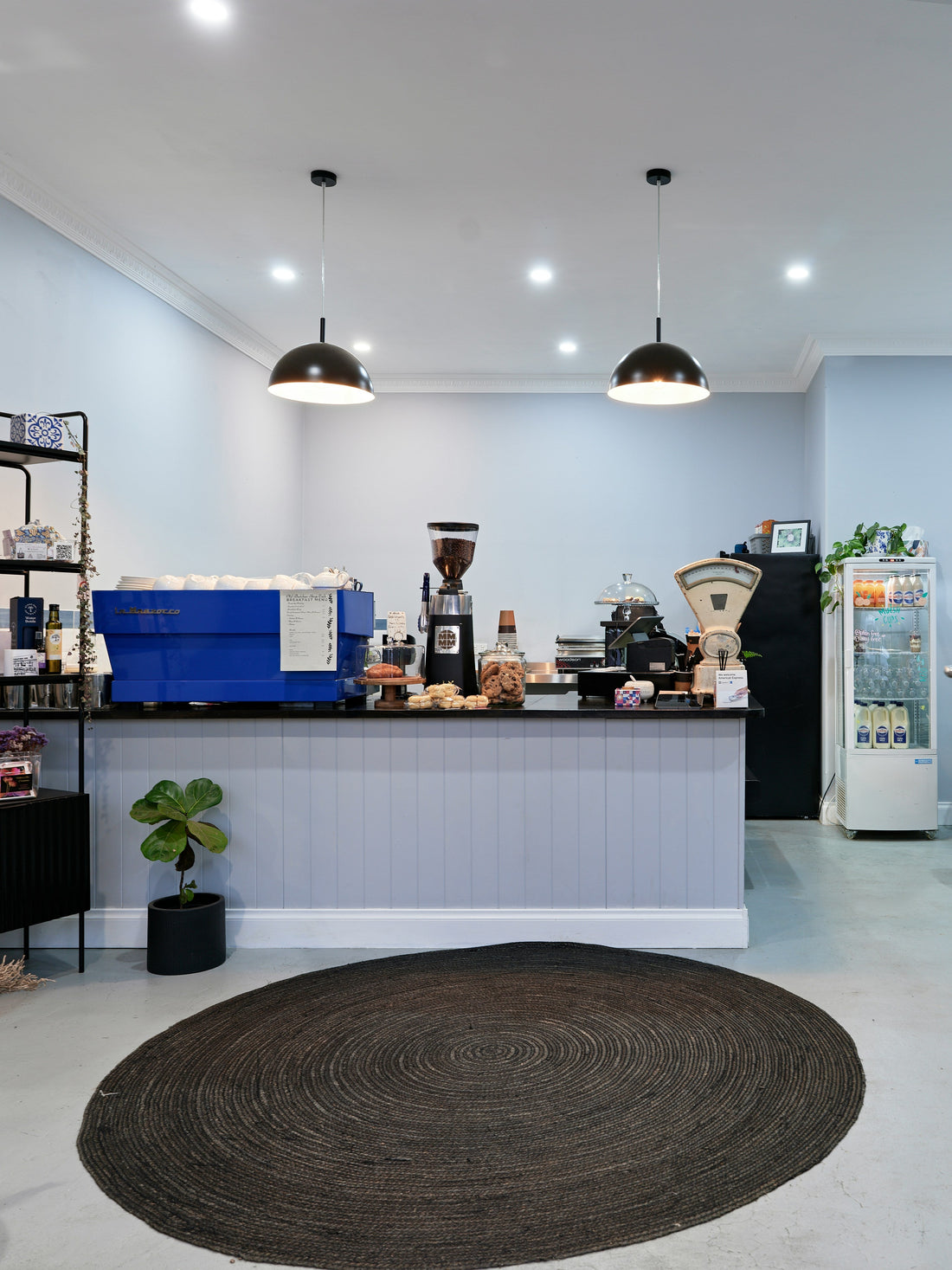 Small Kitchen, Big Home Café Vibes