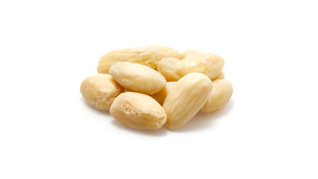 Yupik Whole Blanched California Almonds, 2.2 lb, Skinless, Unsalted, Gluten-Free, Kosher, Raw, Good Source Of Protein, Fiber, Iron & Calcium, Low In Carb, Pack of 6