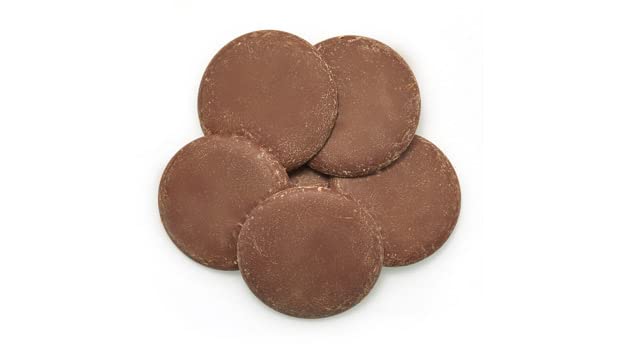 Yupik Organic Dark Chocolate Wafers, 70% Cacao, 2.2 lb (35.2 oz), Vegan, Gluten-Free, GMO-Free, Kosher, Dairy-Free, Rich Dark Chocolate, Melts Smoothly, Ideal for Snacking, Baking, Coating & Topping