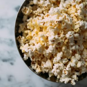 Spiceology ??Nutritional Yeast Flakes ??Vegan Cheese Substitute & Seasoning ??Gluten Free, Plant-Based Protein for Popcorn, Pasta, Sauces & More ??Pantry Staple Nooch ??10.9 oz