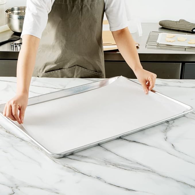 Restaurantware Pastry Tek 16 x 24 Inch Parchment Paper Sheets 1000 Greaseproof Baking Sheets For Oven - Pre-Cut Double-Sided Silicone Coating White Paper Nonstick Baking Sheets Full-Size