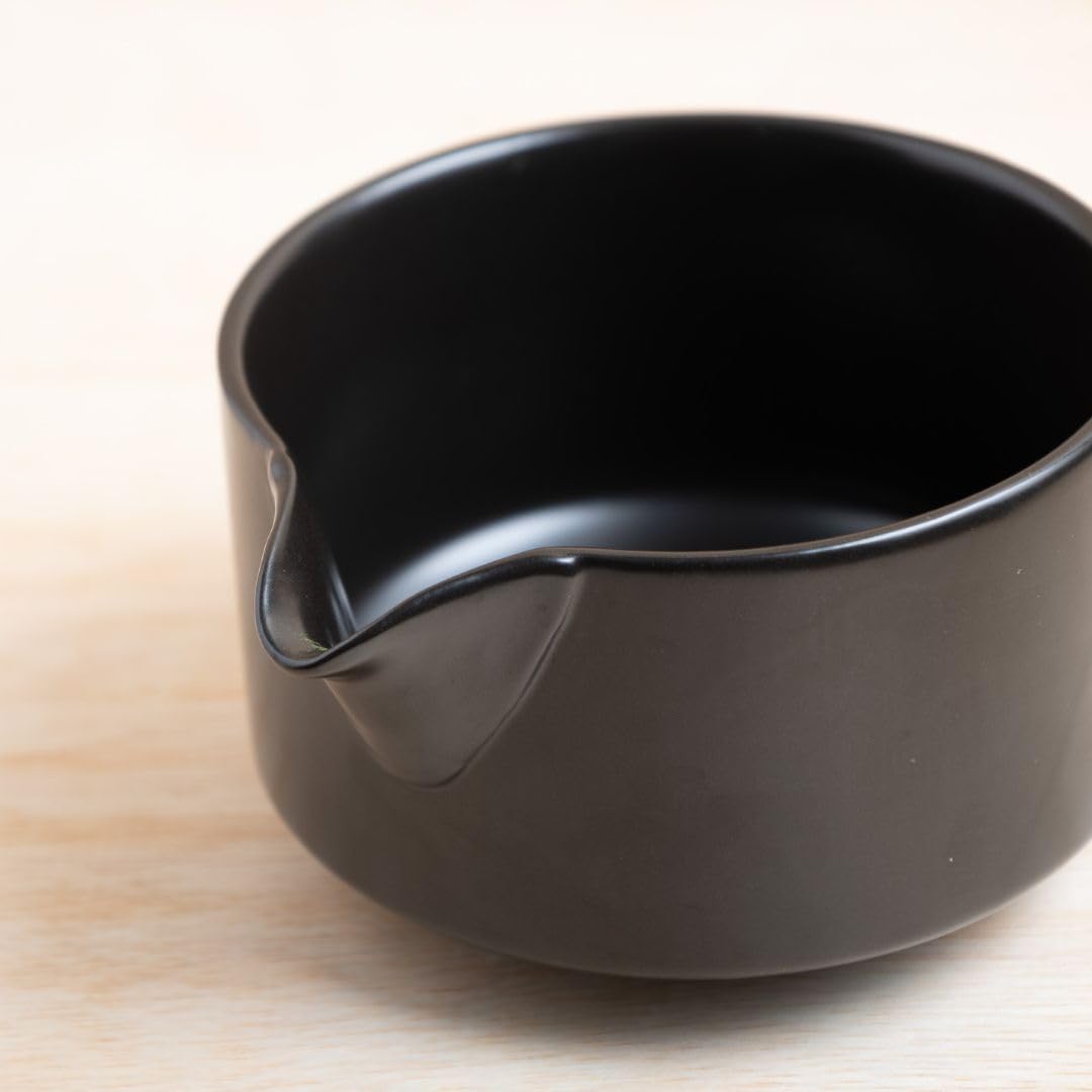Naoki Matcha Traditional Ceramic Chawan Matcha Tea Bowl with Pour Spout Set