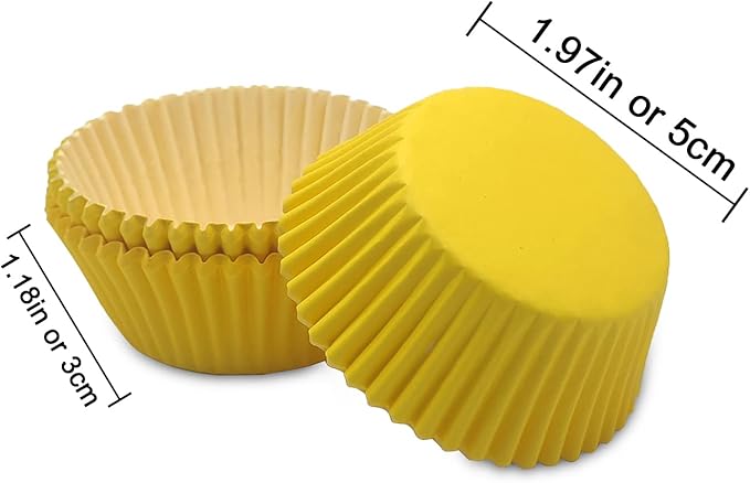 Standard Baking Cups, Classic Yellow Greaseproof Festive Cupcake Liners, 150-Count
