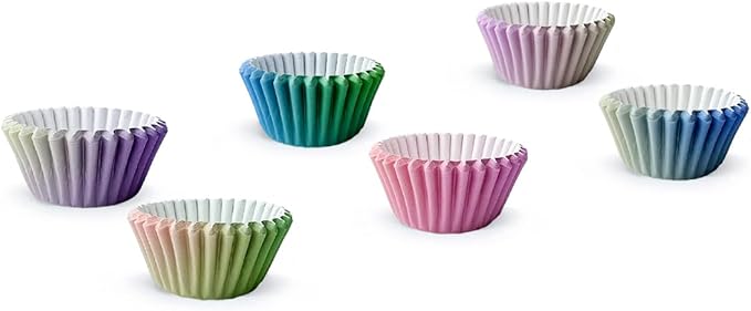 qiqee 300PCS Standard Gradient Cupcake Liners Cupcake Cups 6 Designs Blue Pink Gradient Cupcake Papers Baking Cups Cupcake Wrappers (Medium Size)