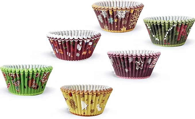 qiqee Christmas Jumbo Cupcake Liners 300PCS Cupcake Liners Cupcake Cups 6 Designs Christmas Gingerbread Man Cupcake Papers Baking Cups Cupcake Wrappers (Large Size)